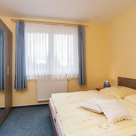 Quaint In With Sauna Apartment